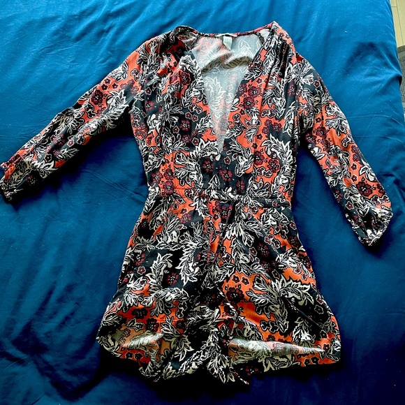 H&M Patterned Romper - Picture 1 of 2